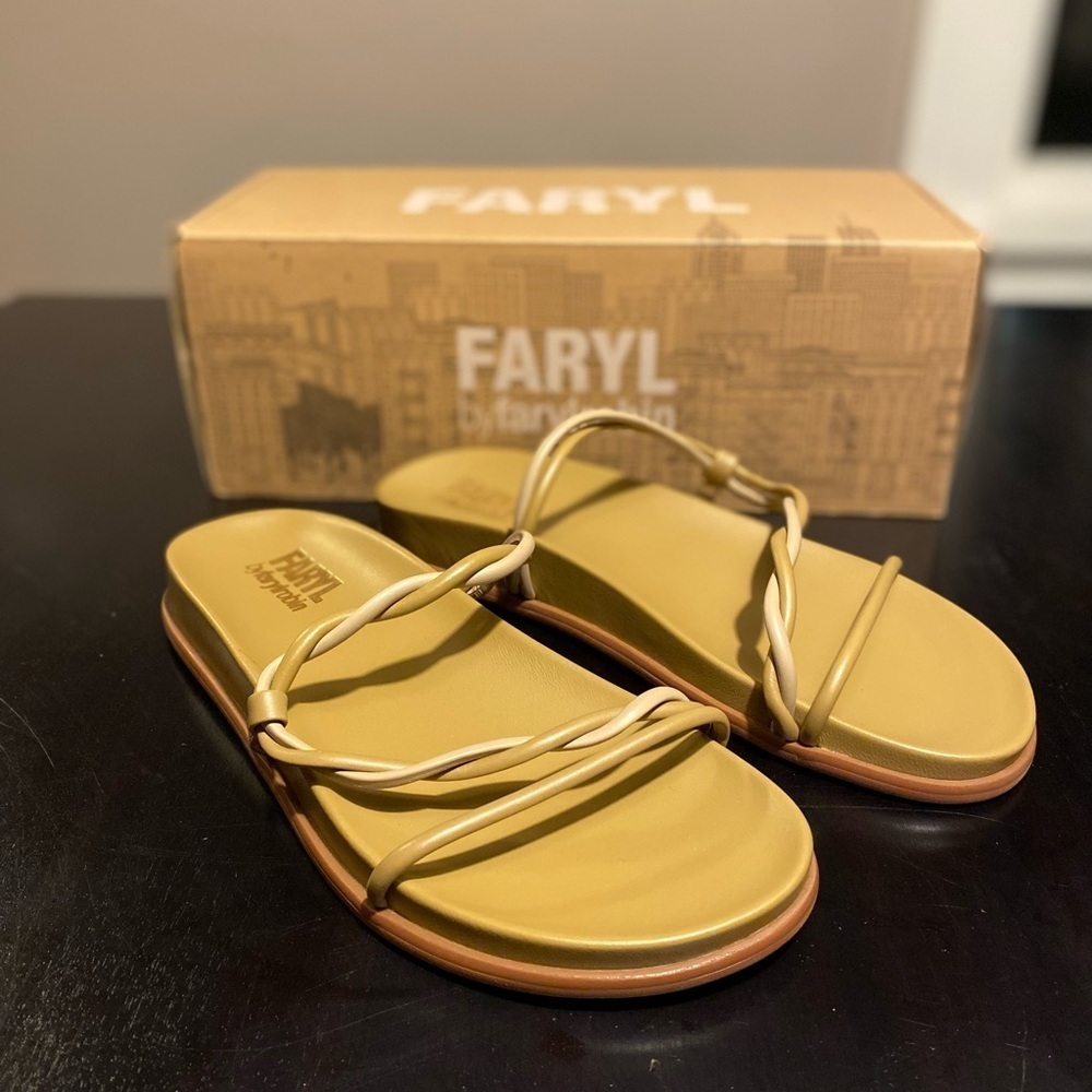 Faryl leather strappy slides / sandals in Morgan camel size 6.5